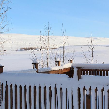 Lonsa Guesthouse Akureyri Bagian luar foto