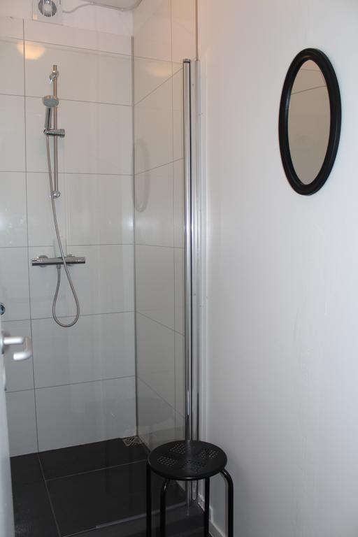 Lonsa Guesthouse Akureyri Bagian luar foto